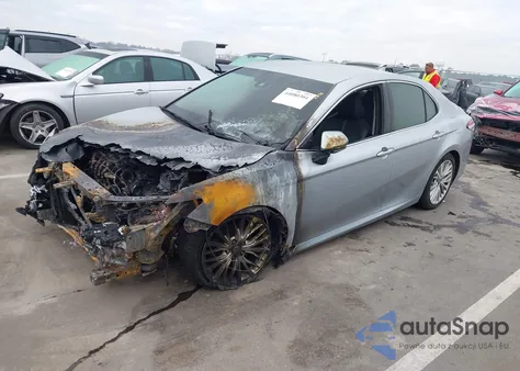 2018 Toyota Camry Xle из США, поврежденный, VIN 4T1B11HK0JU042997